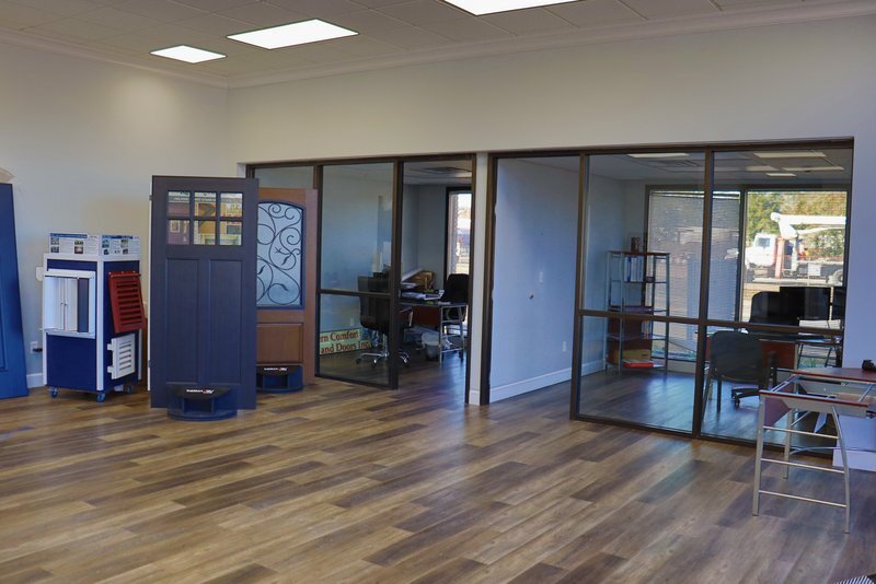 More Photos Of 406 S Waukesha St, Bonifay Office For Sale