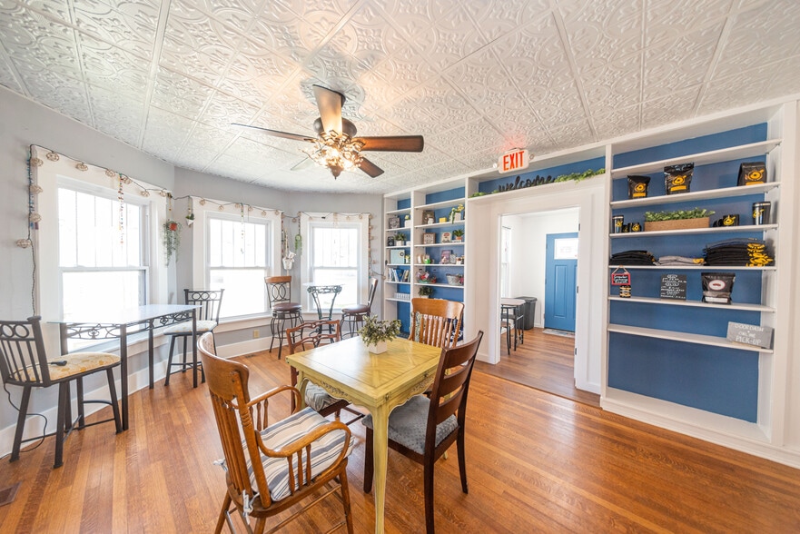 More Photos Of 2003 Broadway St, Mount Vernon Loft Creative Space For Sale