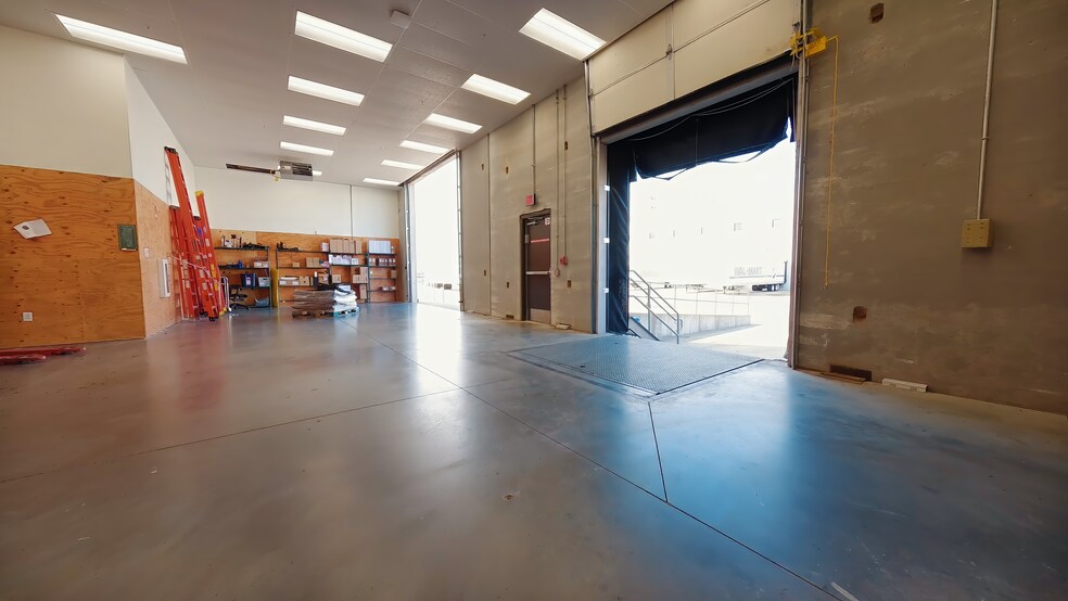 More Photos Of 2914 SE I St, Bentonville Office For Lease