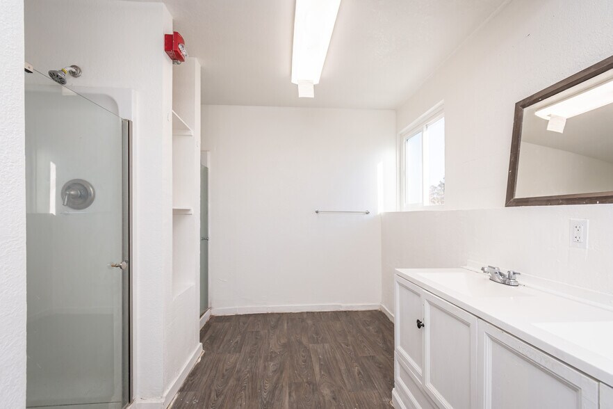 More Photos Of 2255 Bird St, Oroville Apartments For Sale