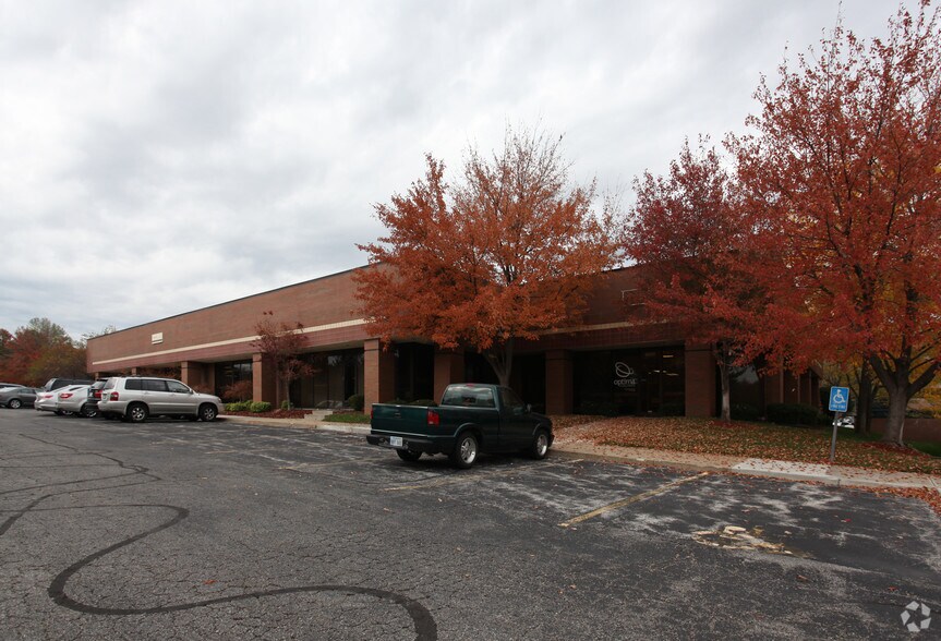 More Photos Of 8400-8428 Melrose Dr, Lenexa Light Manufacturing For Sale