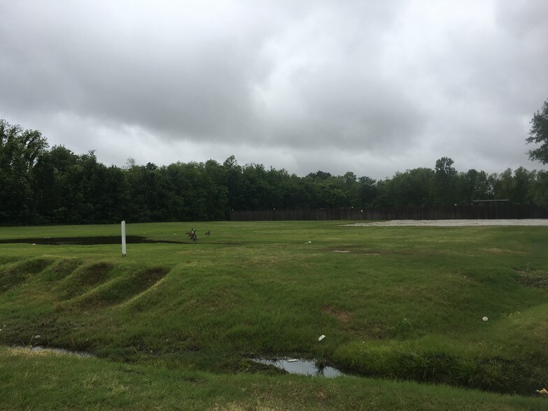 More Photos Of 2415 Whitten Rd, Memphis Land For Sale