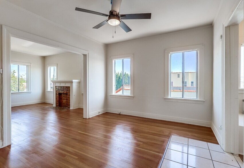 More Photos Of 833 N Ridgewood Pl, Los Angeles Apartments For Sale