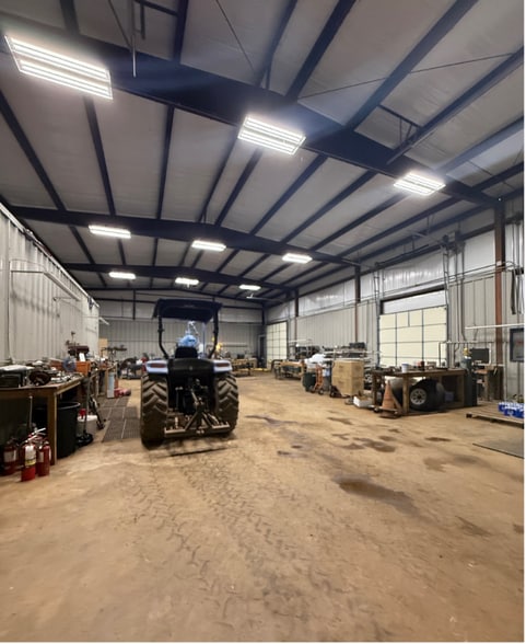 More Photos Of 1595 S US Highway 79, Carthage Warehouse For Sale