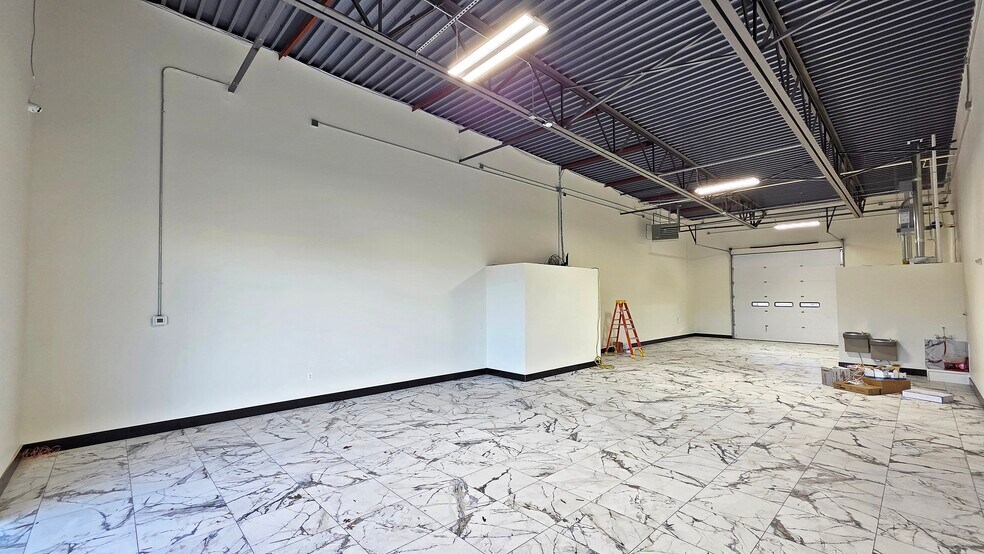 More Photos Of 8920 Patriot Hwy, Fredericksburg Auto Repair For Lease