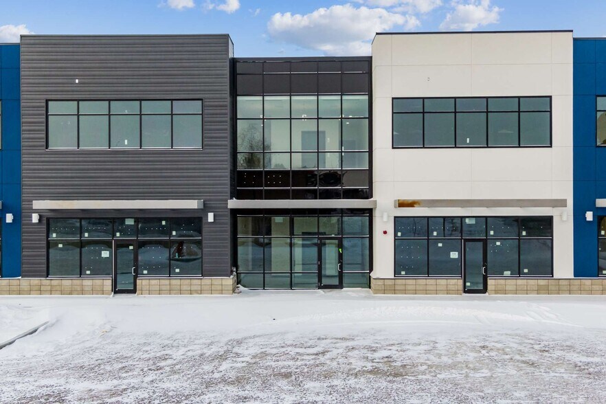 More Photos Of 14 Sioux Rd, Sherwood Park Storefront Retail Office For Lease