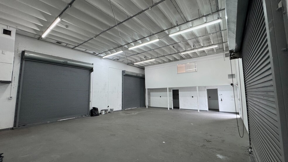 More Photos Of 2021-2043 NW 1st Pl, Miami Storefront Retail Office For Lease