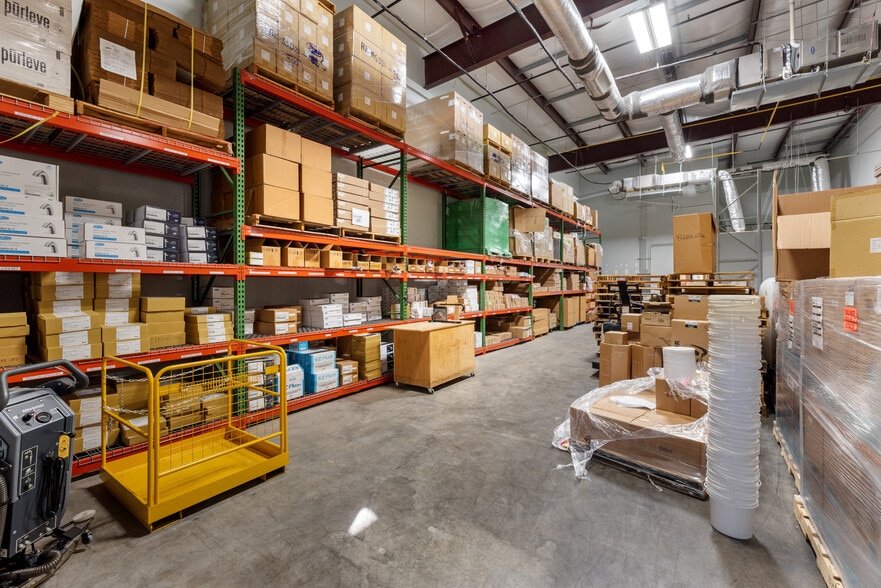 More Photos Of 129 Oakpark Dr, Mooresville Light Manufacturing For Lease