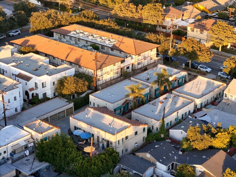 More Photos Of 615 S Columbus Ave, Glendale Apartments For Sale