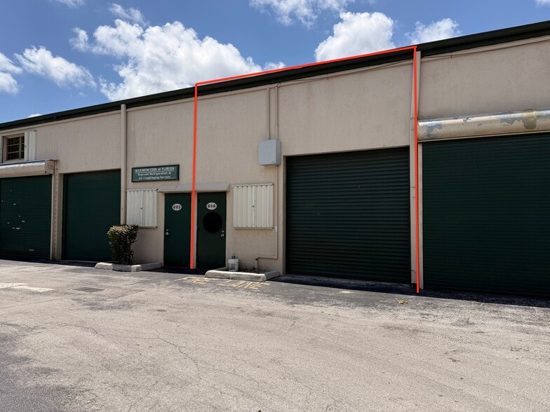More Photos Of 1791 Blount Rd, Pompano Beach Warehouse For Sale