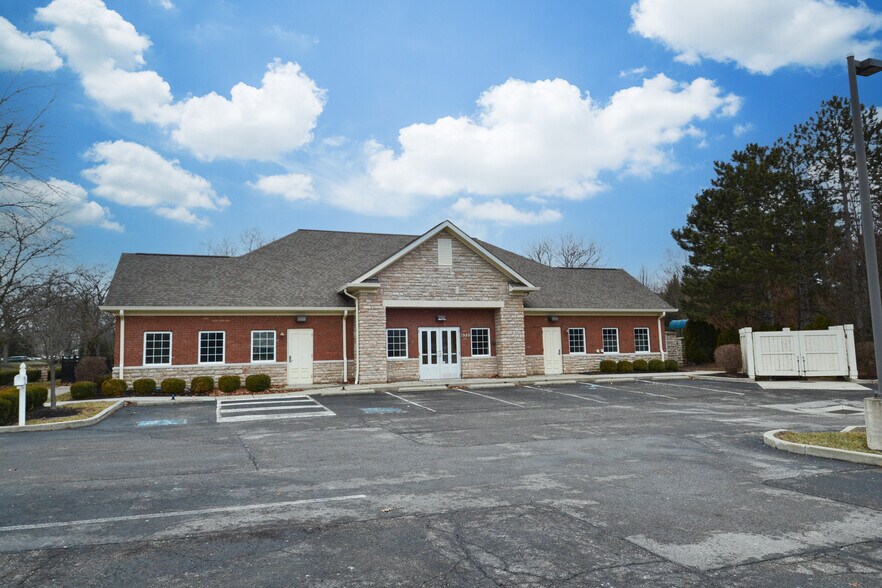 More Photos Of 6320 Perimeter Loop Rd, Dublin Daycare Center For Sale