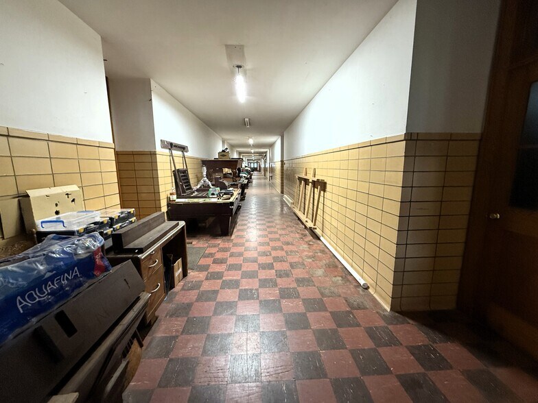 More Photos Of 33328 Main St, Townville Manufacturing For Sale