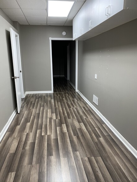 More Photos Of 38 SE Ocean Blvd, Stuart Storefront Retail Office For Lease