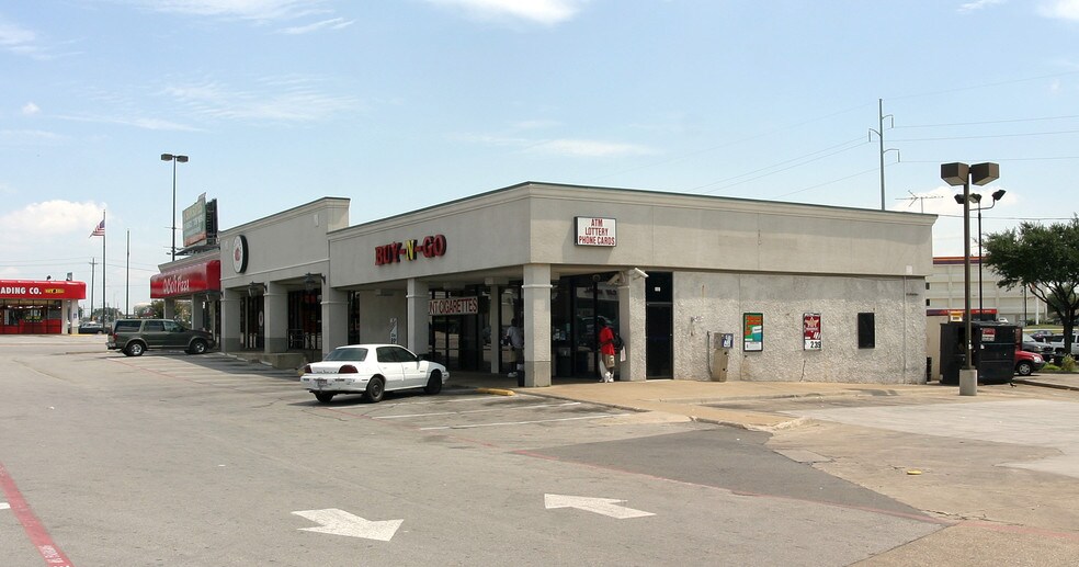 More Photos Of 9780 Lyndon B Johnson Fwy, Dallas Freestanding For Lease