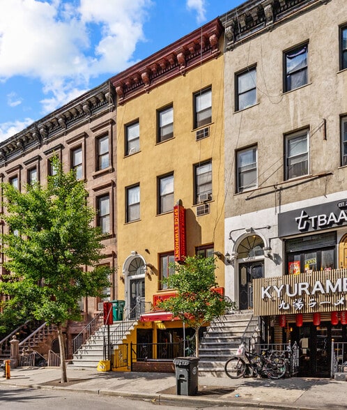 More Photos Of 317 W 46th St, New York Apartments For Sale