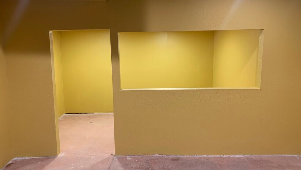More Photos Of 1018 Union, Selma Storefront Retail Residential For Sale