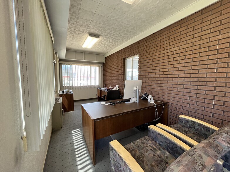 More Photos Of 7105 W 3500 S, Salt Lake City Office For Lease