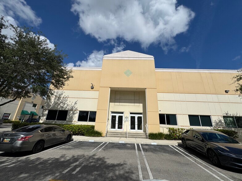 Primary Photo Of 935 NW 31st Ave, Pompano Beach Warehouse For Lease
