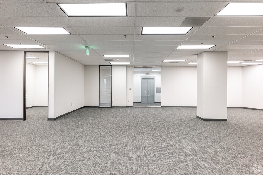 More Photos Of 9001-9003 Airport Fwy, North Richland Hills Office For Lease