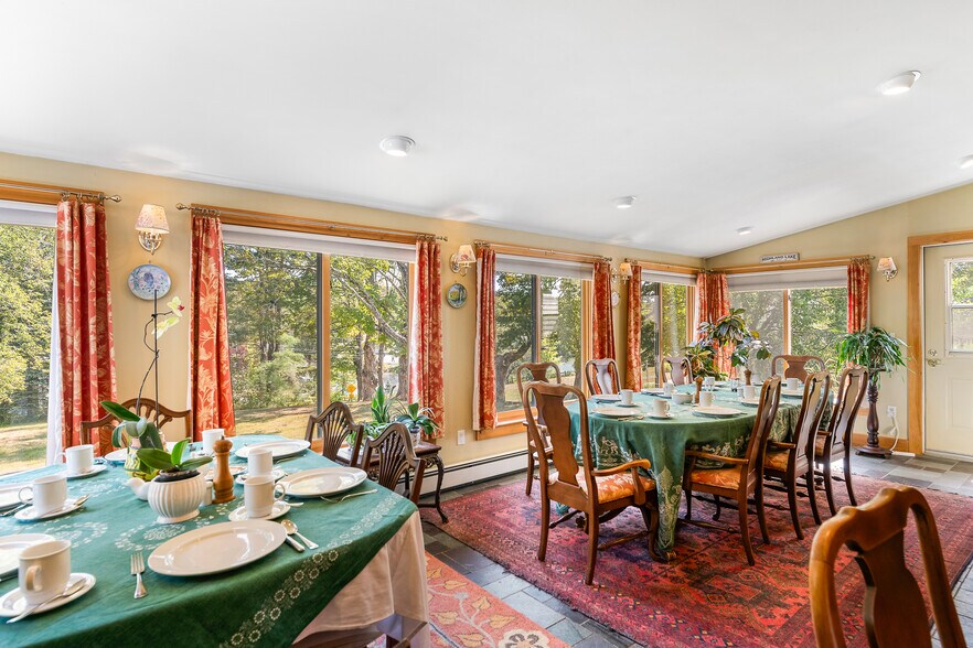 More Photos Of 32 Maple St, Andover Hospitality For Sale