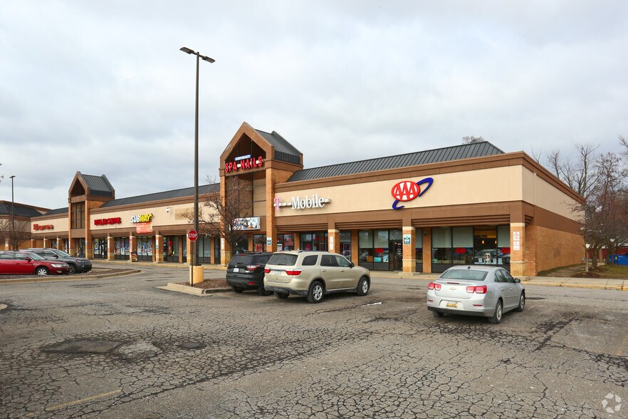 More Photos Of 7900-8000 Outer Rd, Detroit Unknown For Lease