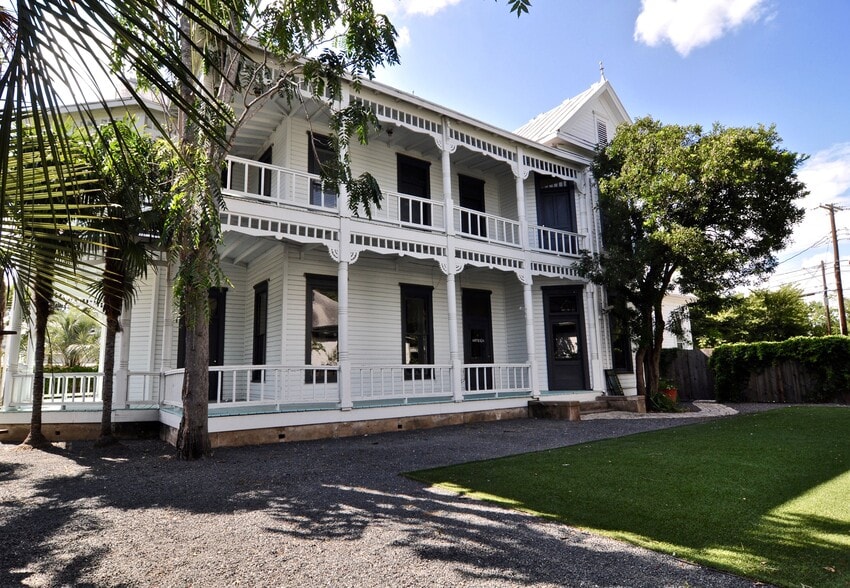 More Photos Of 1000 E Cesar Chavez St, Austin Loft Creative Space For Lease