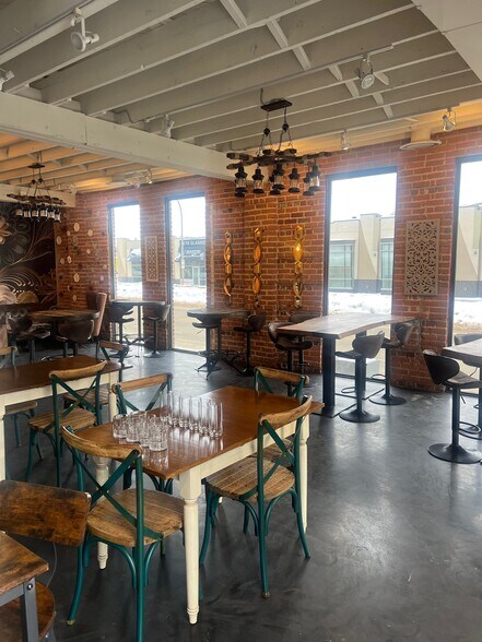 More Photos Of 10906 105 Av NW, Edmonton Storefront Retail Office For Lease