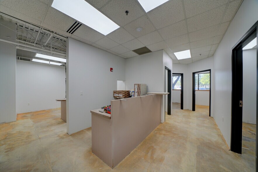 More Photos Of 3725 W 4100 S, Salt Lake City Medical For Lease