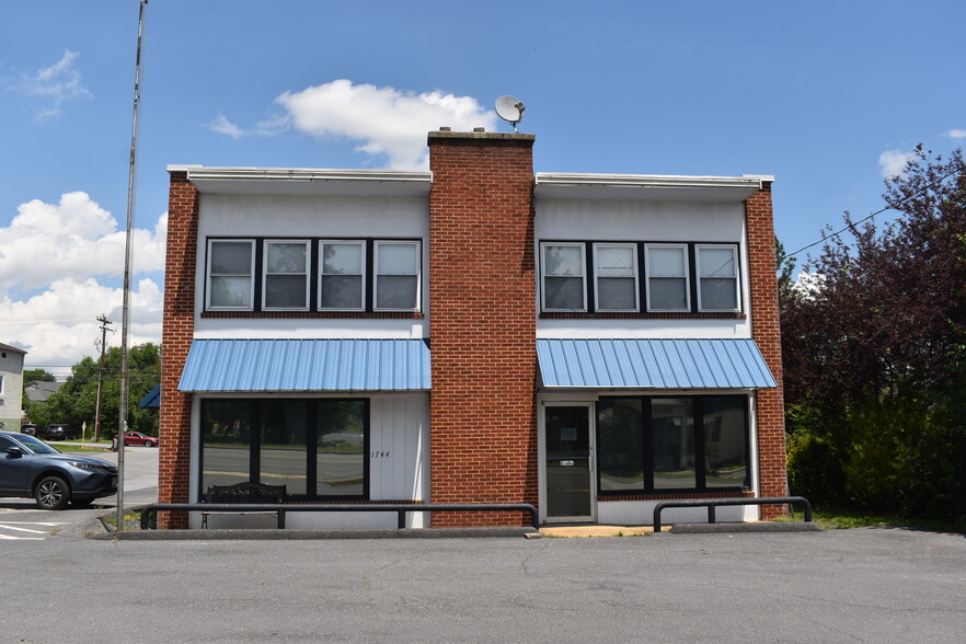 Primary Photo Of 1744 Jefferson Hwy, Fishersville Showroom For Sale