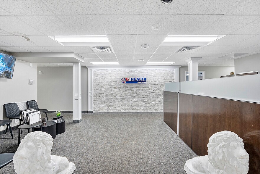 More Photos Of 5300 N Federal Hwy, Fort Lauderdale Office For Sale