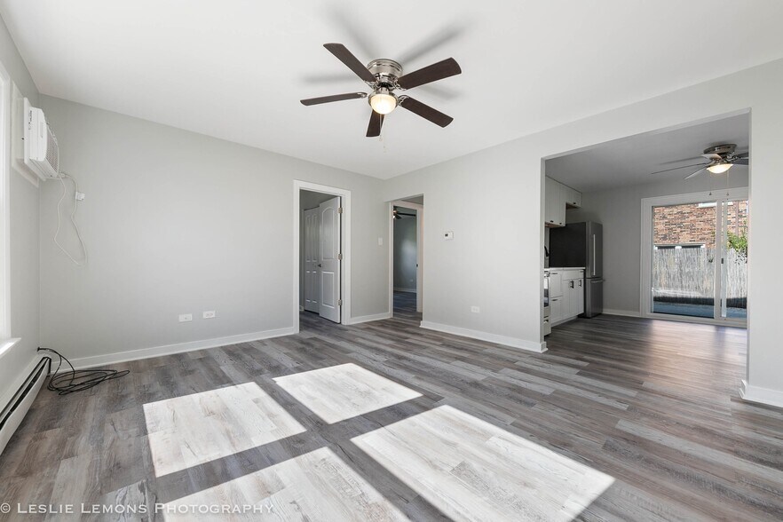 More Photos Of 7653 S Roberts Rd, Bridgeview Apartments For Sale