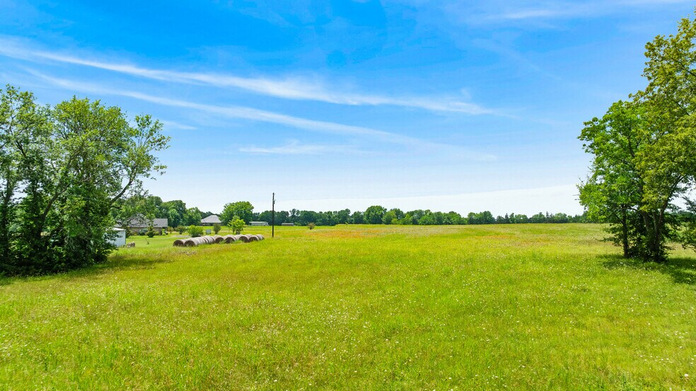 More Photos Of TBD County Road 12200, Paris Land For Sale