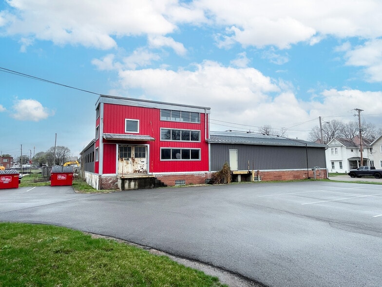 More Photos Of 355 W Main St, Newark Warehouse For Sale