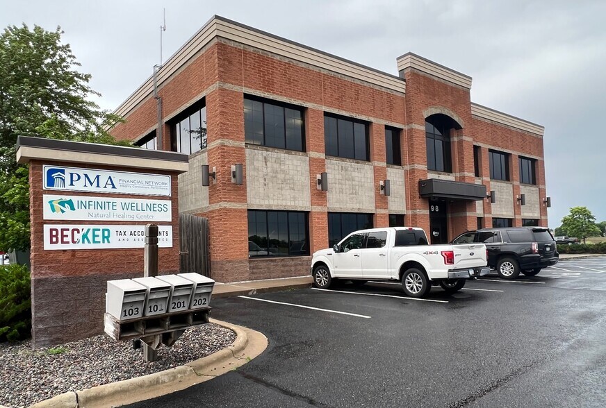 More Photos Of 5298 Kyler Ave NE, Albertville Medical For Lease