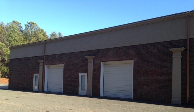 More Photos Of 10935 E Independence Blvd, Matthews Industrial For Sale
