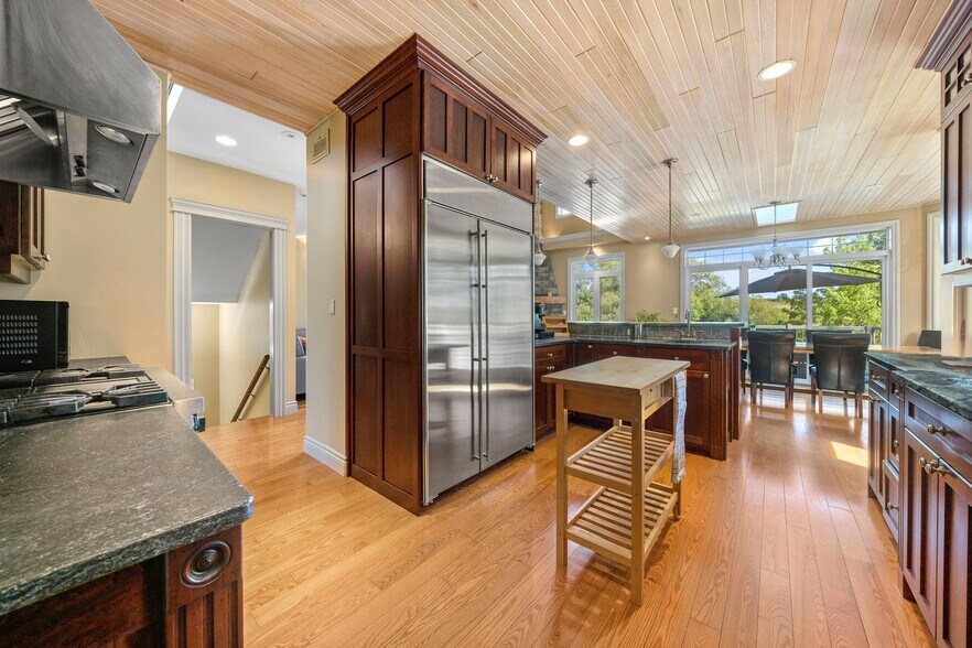 More Photos Of 46 Stapleton Rd, Hillier Winery Vineyard For Sale