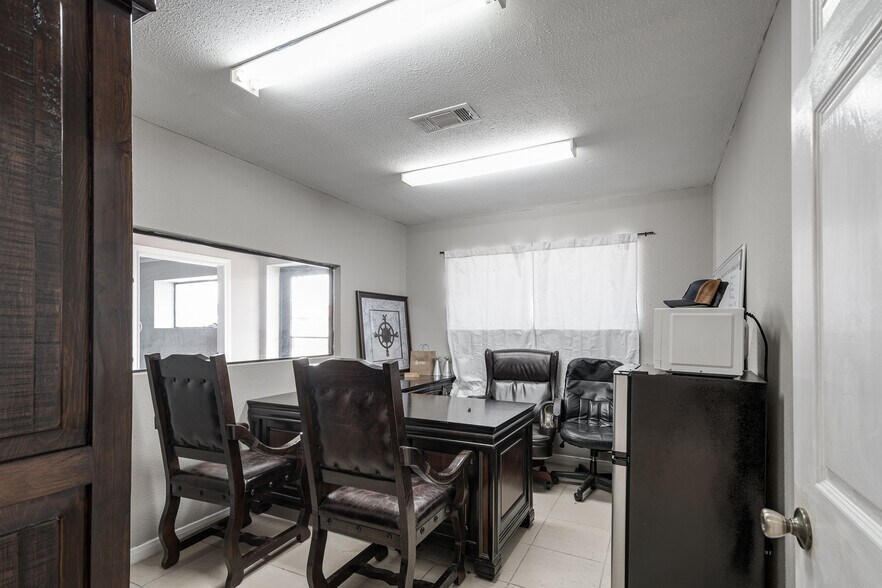 More Photos Of 12586 US-59, Splendora Warehouse For Sale