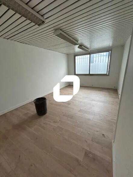 More Photos Of 130 Rue Du Lieutenant Petit Leroy, Chevilly-Larue Office For Lease