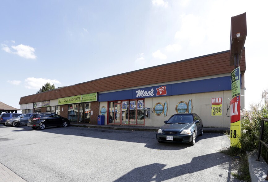Primary Photo Of 149 Dunlop St E, Barrie General Retail For Lease
