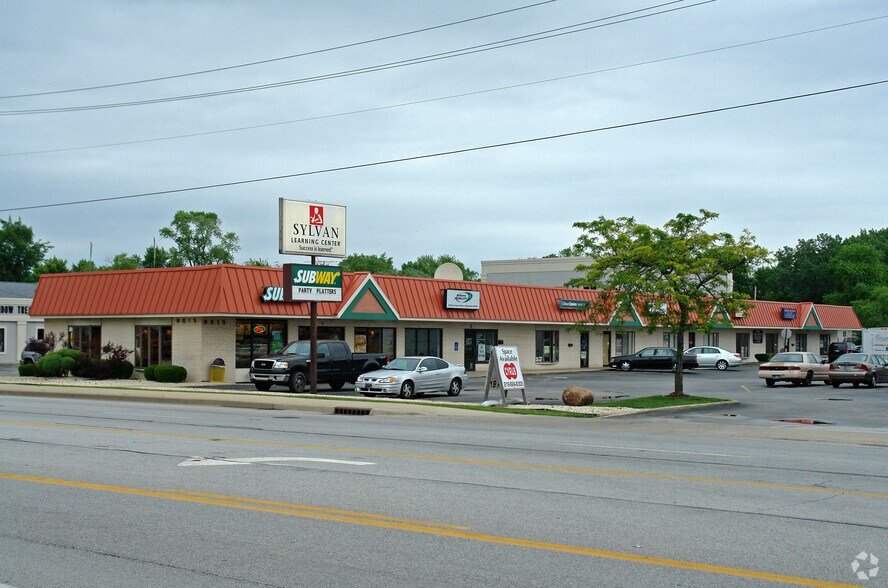 More Photos Of 9515-9521 Indianapolis Blvd, Highland Unknown For Lease
