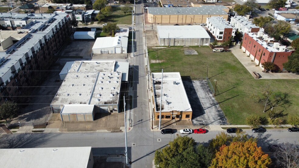 More Photos Of 400 Lipscomb St, Fort Worth Warehouse For Lease