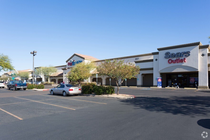 More Photos Of 857 N Val Vista Dr, Gilbert Storefront For Lease