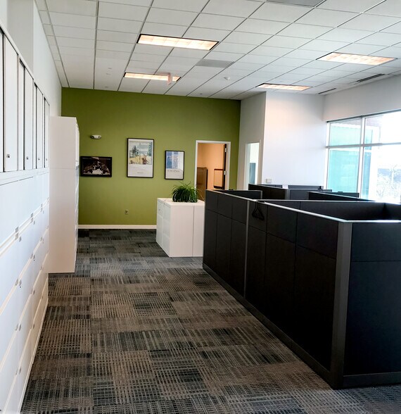 More Photos Of 2550 Interstate Dr, Harrisburg Office For Lease