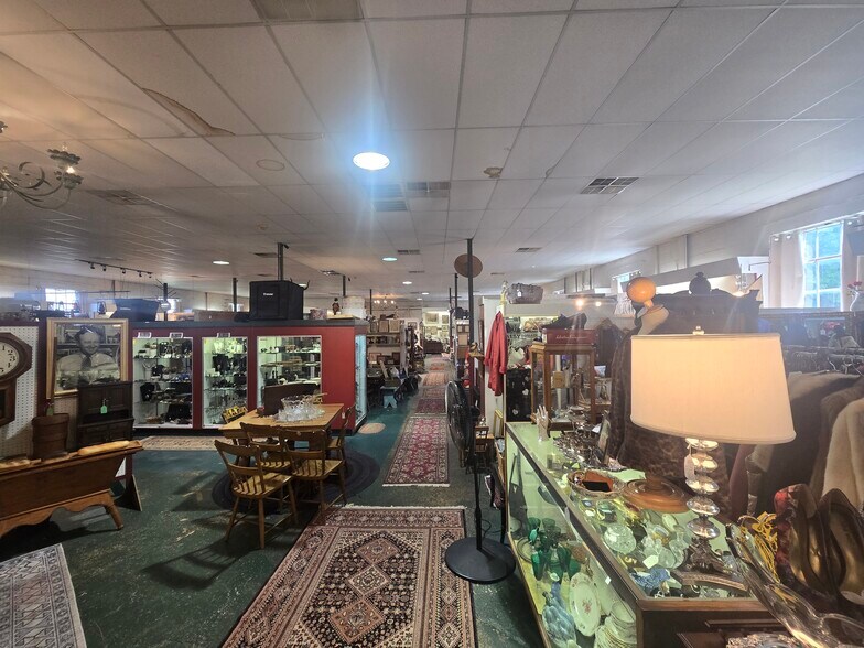 More Photos Of 66 S Main St, Mullica Hill General Retail For Sale