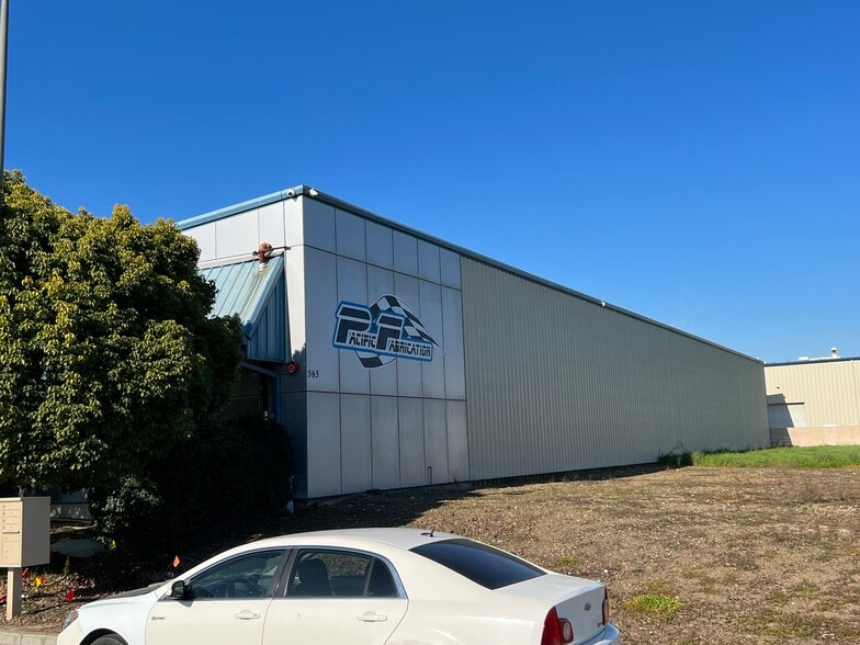 More Photos Of 565 Rossi Ct, Gilroy Warehouse For Sale