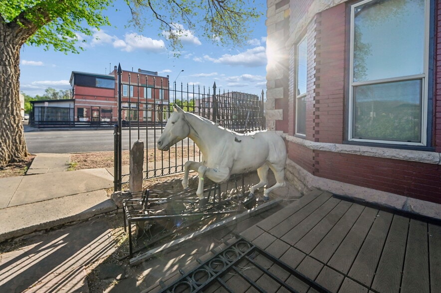 More Photos Of 2801 W Colorado Ave, Colorado Springs General Retail For Sale