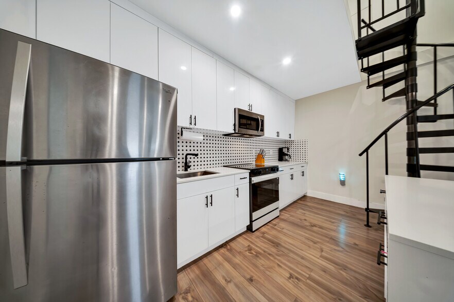 More Photos Of 7411 Carlyle Ave, Miami Beach Apartments For Sale