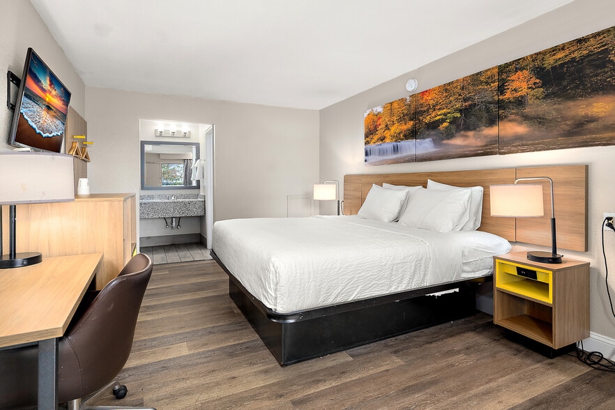 More Photos Of 2525 N Salisbury Blvd, Salisbury Hotel For Sale