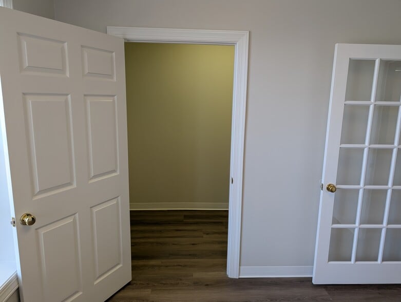 More Photos Of 1709 River St, Valdosta Office For Lease