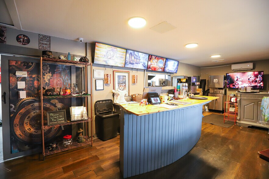 More Photos Of 12169 S Williams St, Dunnellon Restaurant For Sale